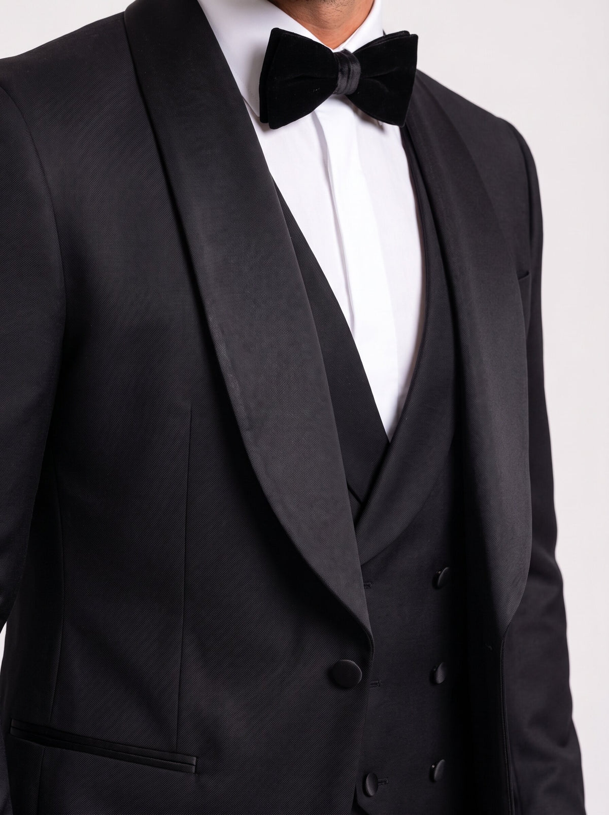 Men's Black 3-Piece Shawl Lapel Tuxedo Suit