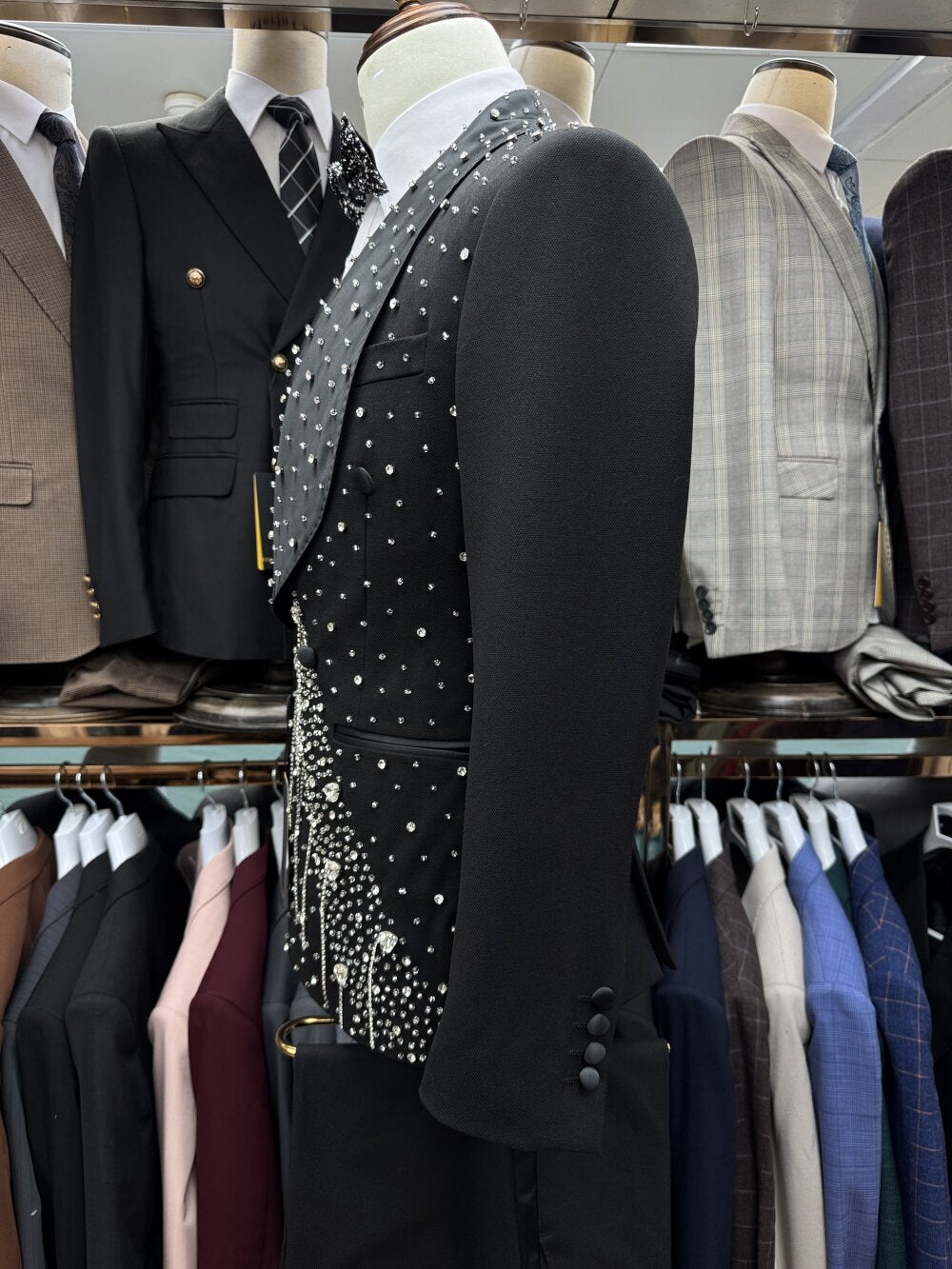 Men’s Black Rhinestone Prom Suit – Luxury Double Breasted Crystal Tuxedo