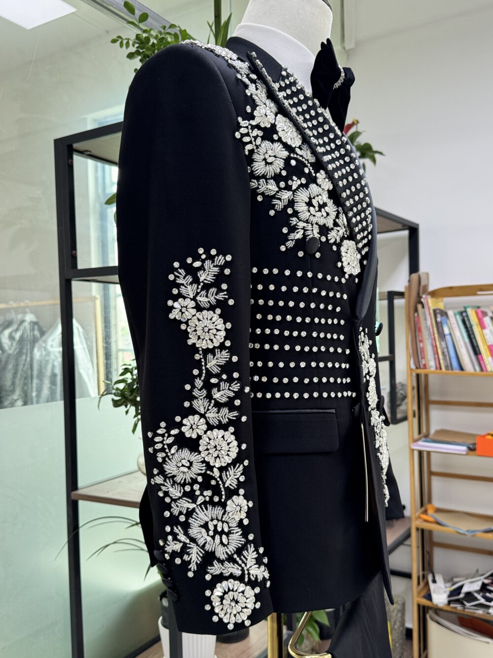 Men’s Rhinestone Double Breasted Tuxedo Suit
