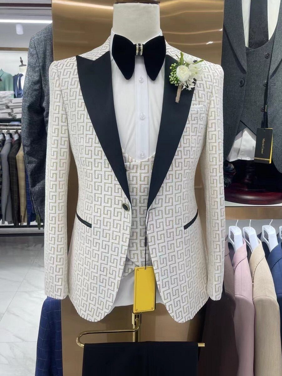 Men’s Geometric Pattern Tuxedo Suit