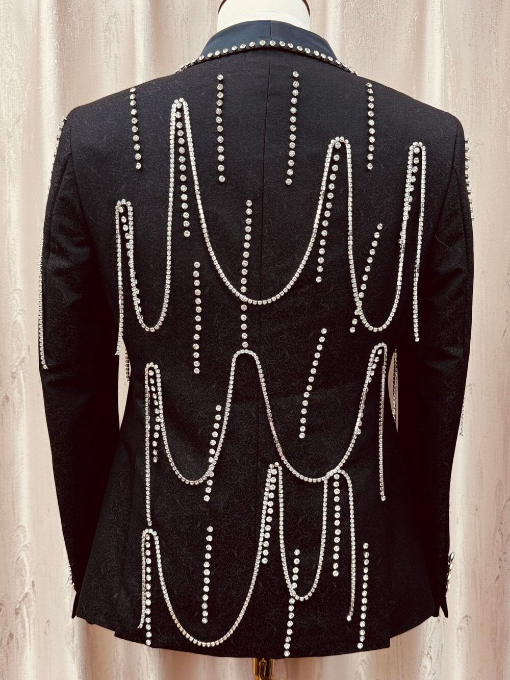 Men’s Luxury Rhinestone Shawl Lapel Tuxedo