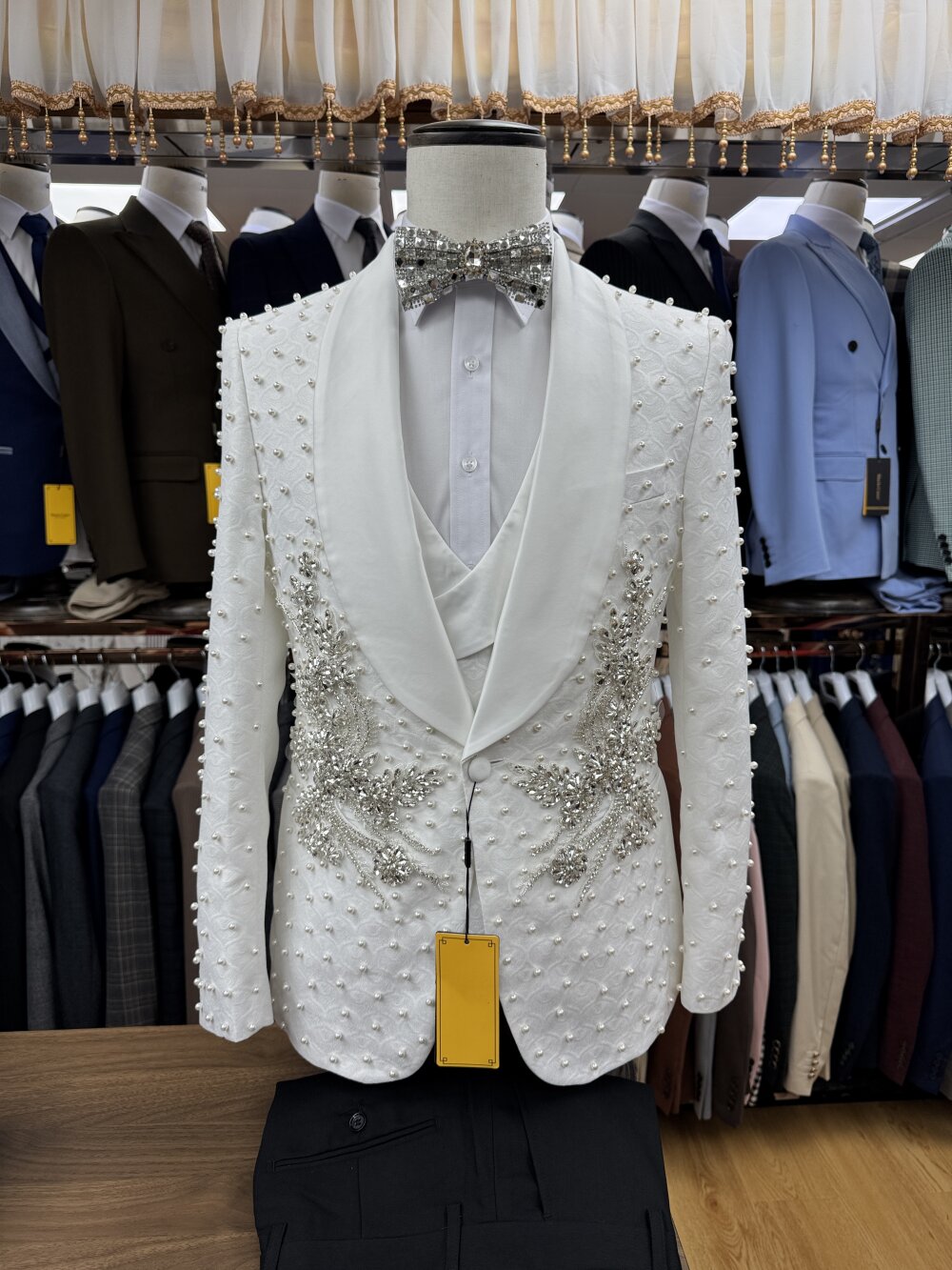 Men’s White Rhinestone Pearl Tuxedo Suit