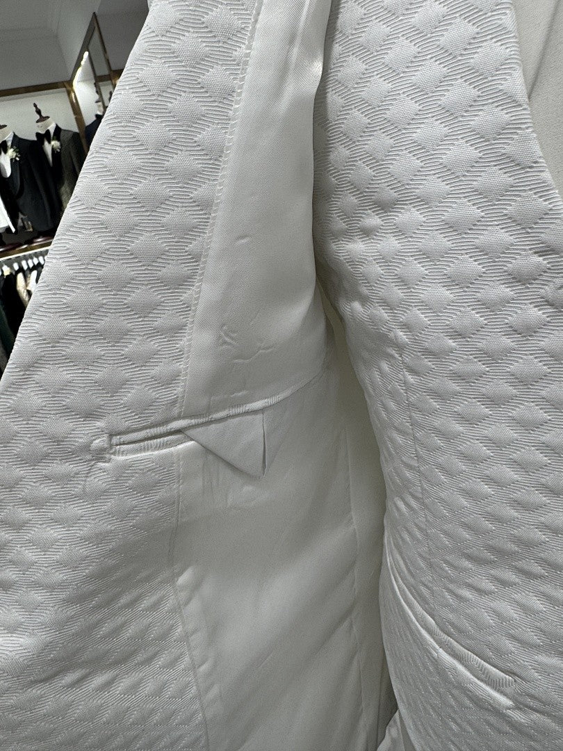Men’s Textured Shawl Lapel 3 Piece Wedding Tuxedo