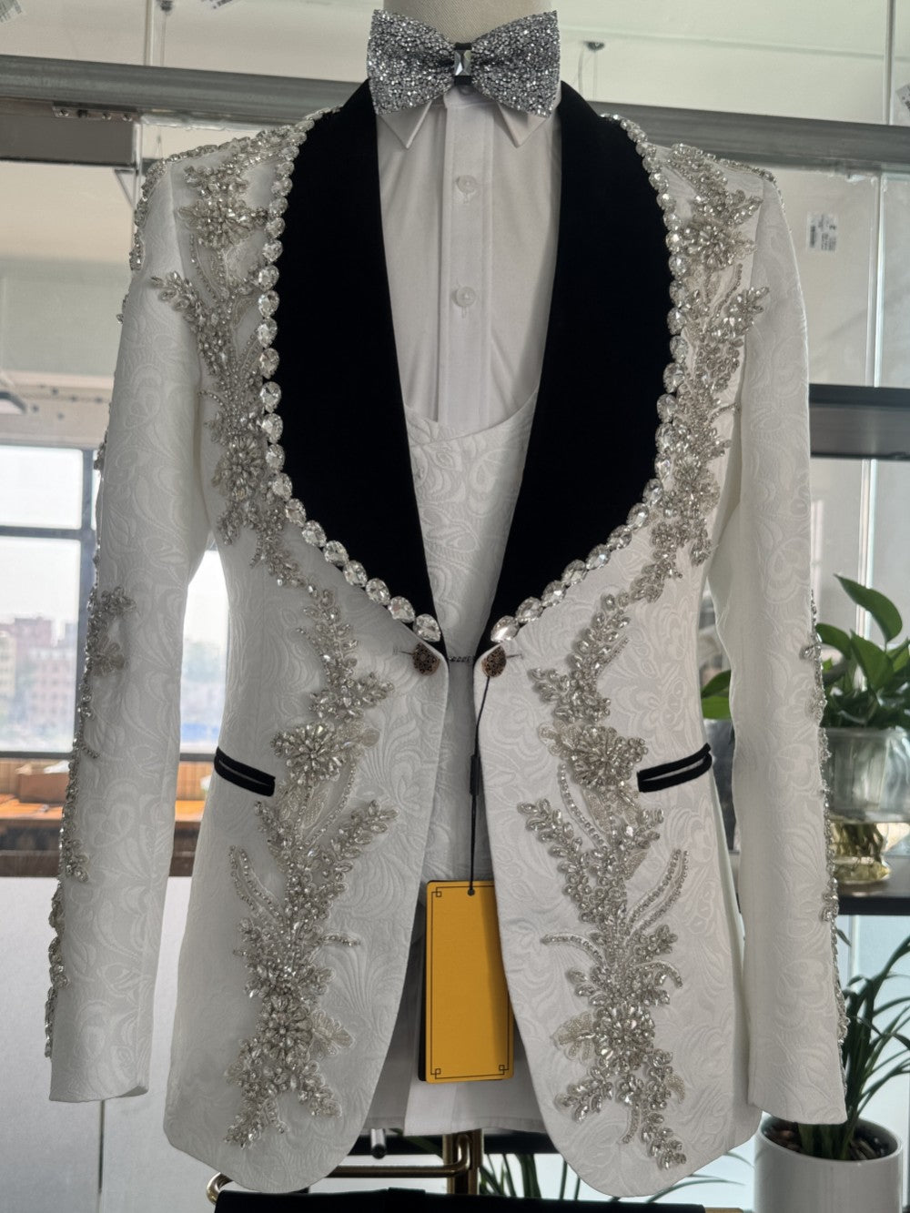 Men's White Paisley Gem Stone Tuxedo Set With Black Shawl Lapel