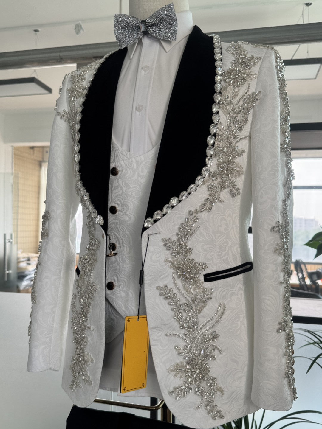 Men's White Paisley Gem Stone Tuxedo Set With Black Shawl Lapel