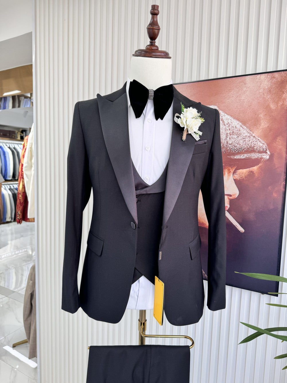 Men’s Black Peak Lapel 3 Piece Tuxedo Suit