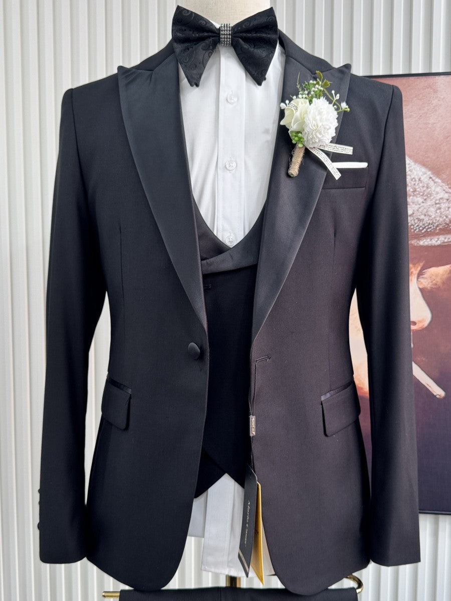 Men’s Black Peak Lapel 3 Piece Tuxedo Suit