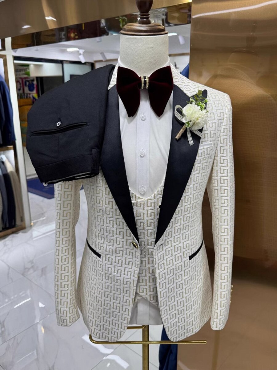 Men’s Geometric Pattern Tuxedo Suit 