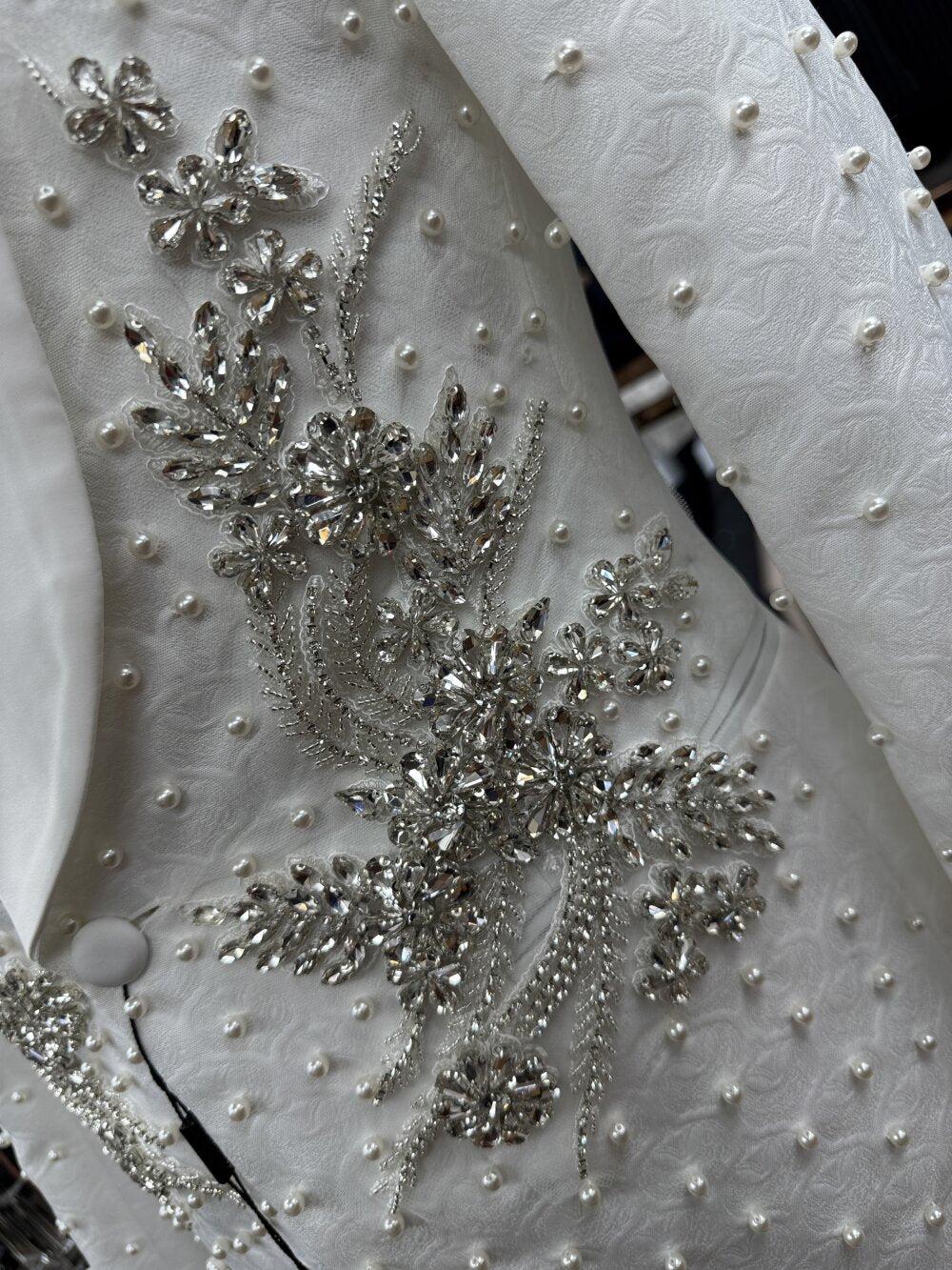 Men’s White Rhinestone Pearl Tuxedo Suit