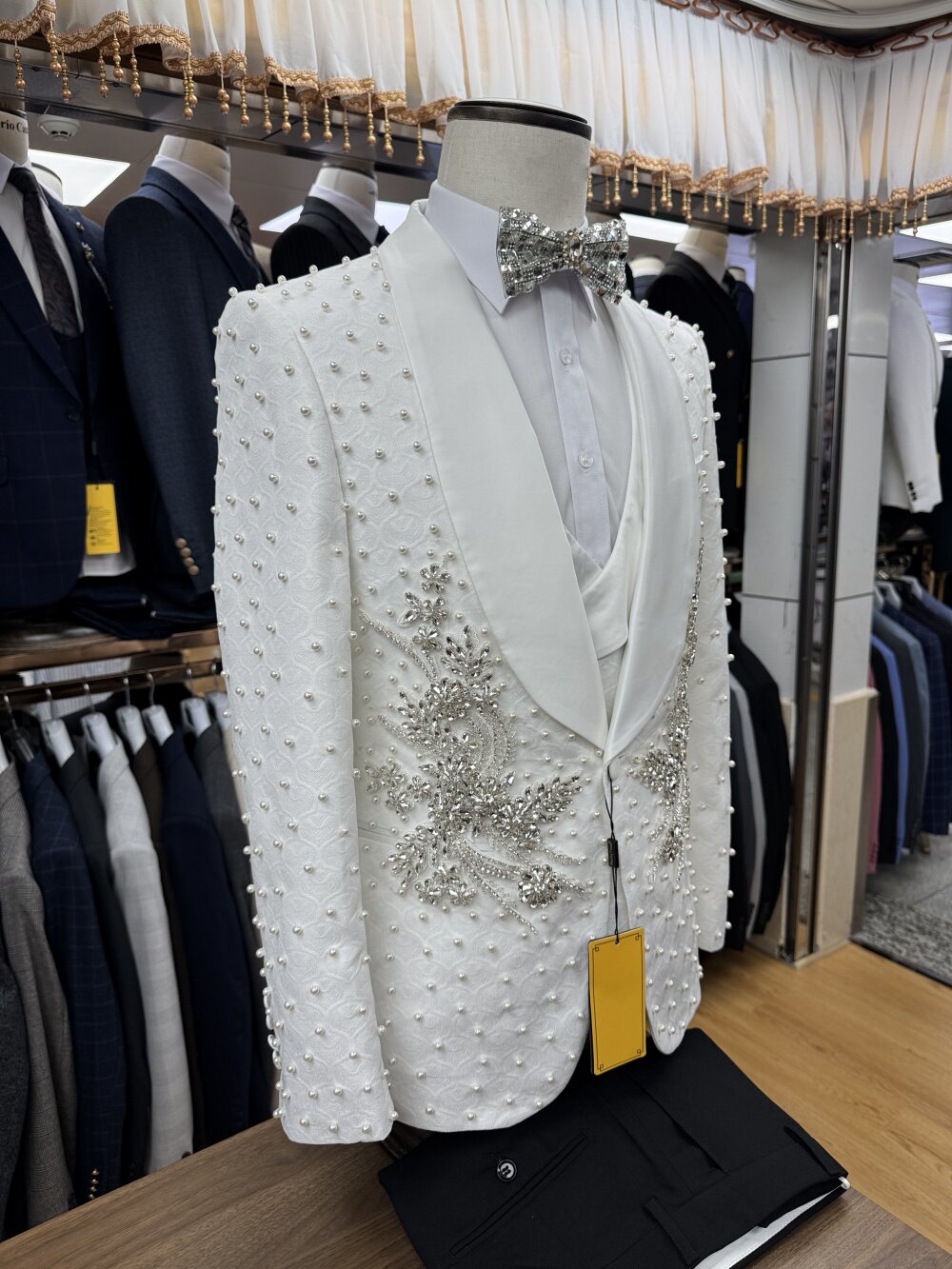 Men’s White Rhinestone Pearl Tuxedo Suit
