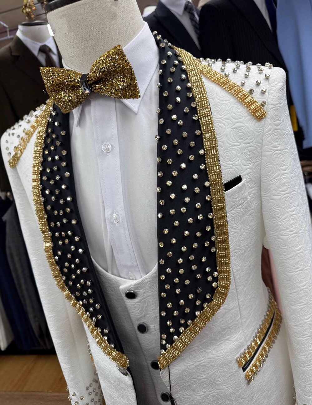 White Jacquard 3 Piece Tuxedo Suit