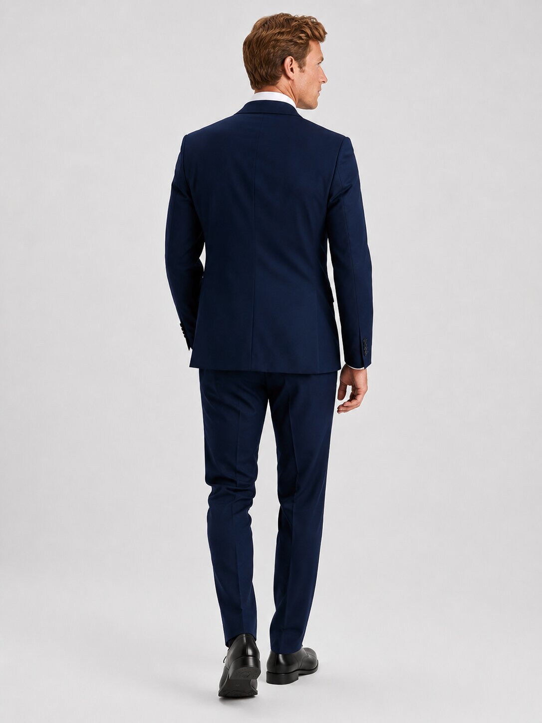 Men’s Navy Blue Suit