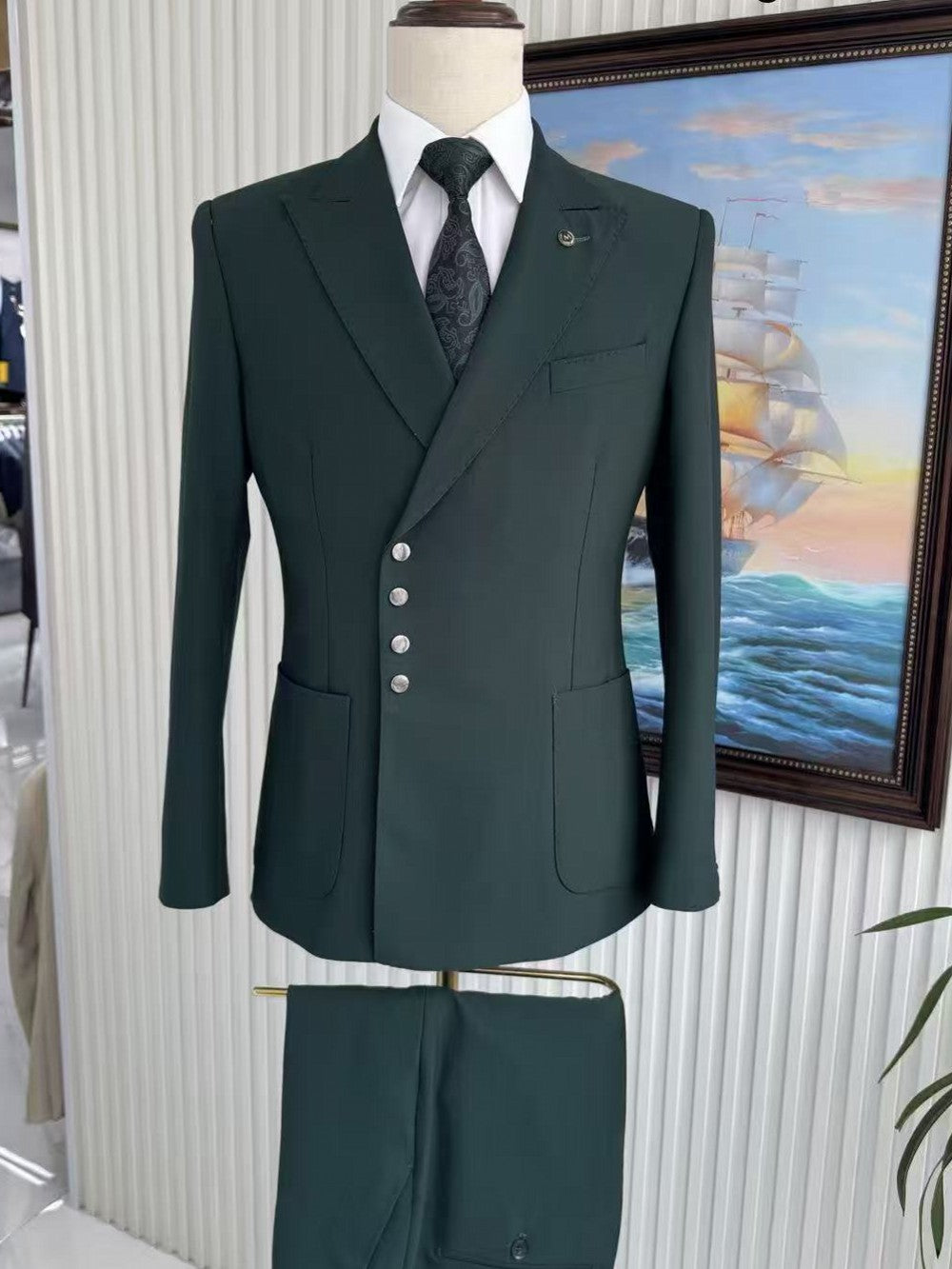 Men's Peak Lapel Asymmetrical Single-Breasted 2 Piece Suit