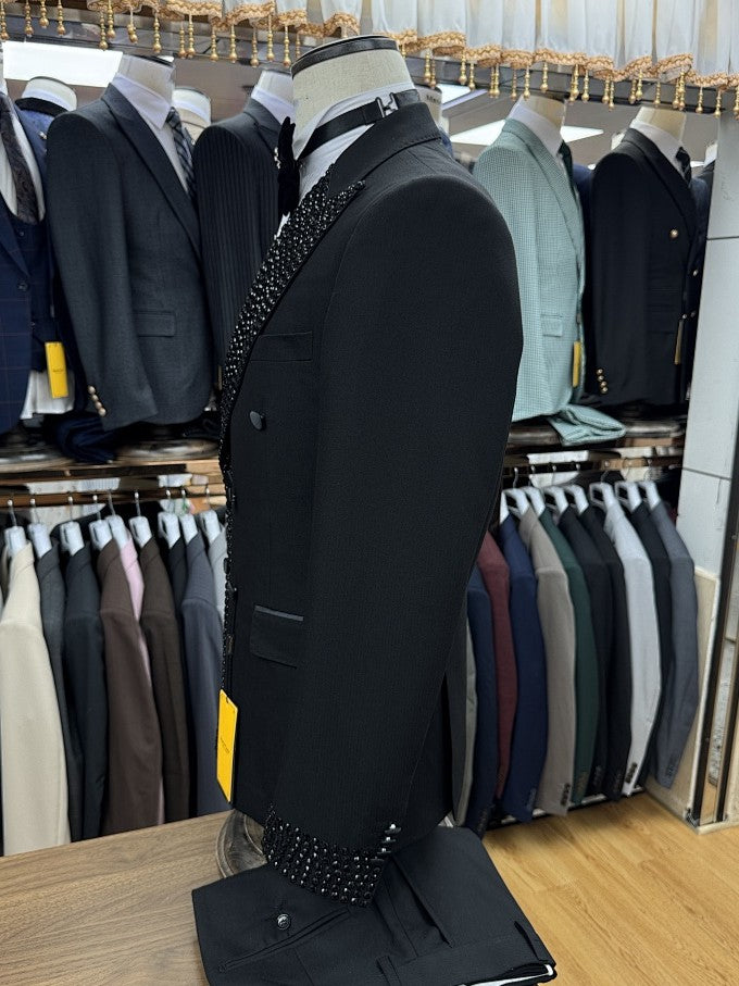 Rhinestone Peak Lapel Prom Tuxedo